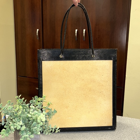 SUPER RARE VINTAGE 90s authentic LARGE Fendi embossed shopper tote OUTRAGEOUS - Picture 10 of 15